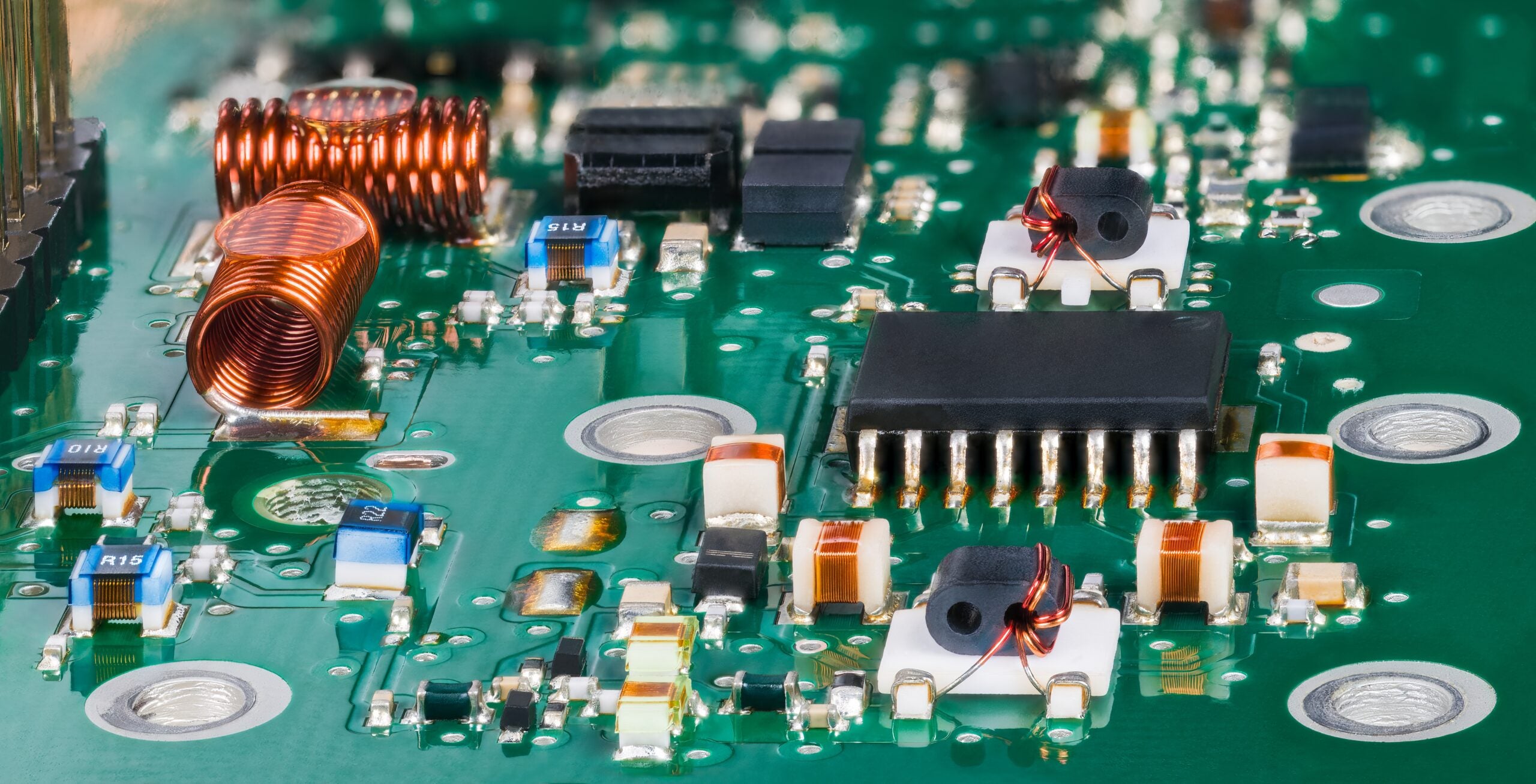 Capacitors and other components on an RF circuit